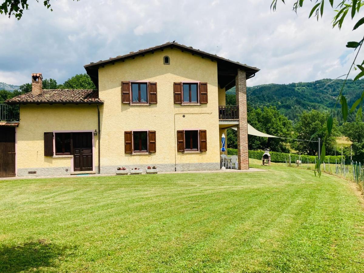 Agriturismo Tramonti Castiglione di Garfagnana Exterior foto