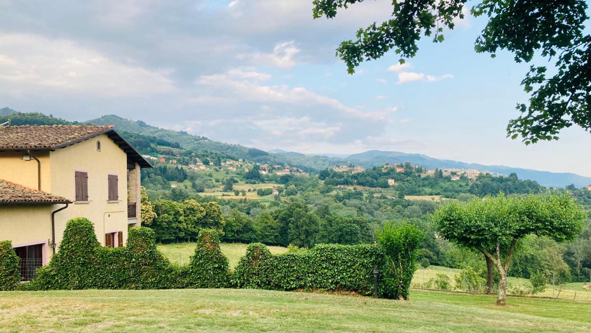 Agriturismo Tramonti Castiglione di Garfagnana Exterior foto